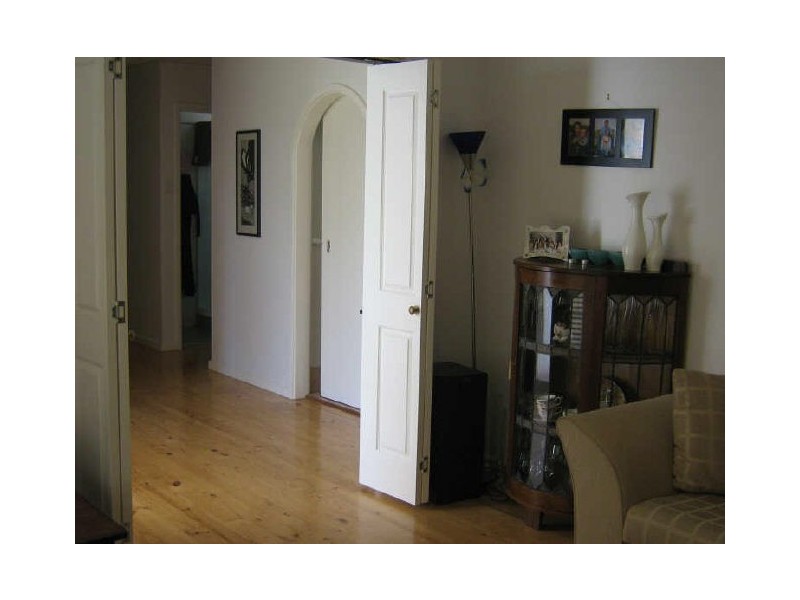 18 Goble Street, Hughes ACT 2605