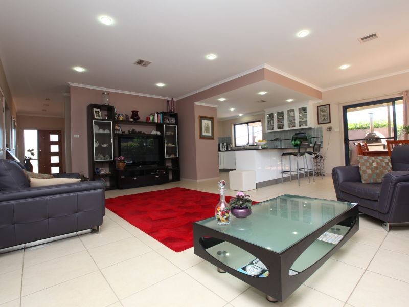 41 Paperbark Street, Banks ACT 2906