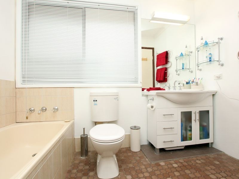 16 Wheeler Crescent, Wanniassa ACT 2903