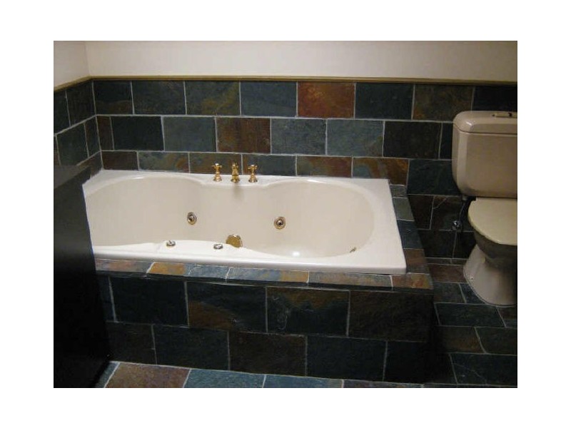 2 Venn Place, Kambah ACT 2902