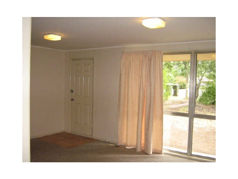 10 Annand Place, Wanniassa ACT 2903