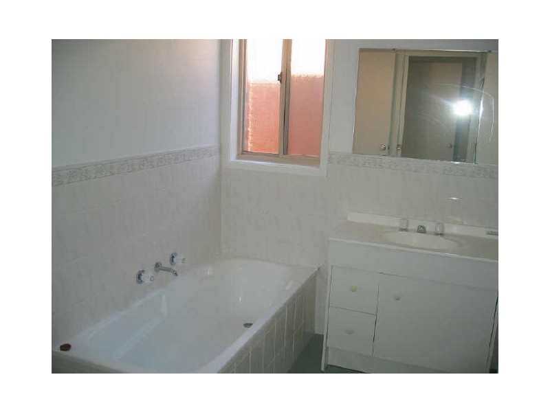 6 Grounds Crescent, Greenway ACT 2900