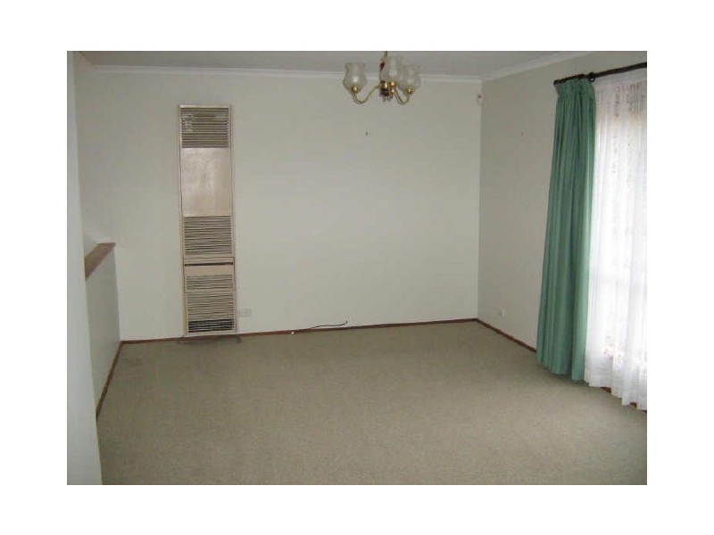 6/12 Clamp Place, Greenway ACT 2900