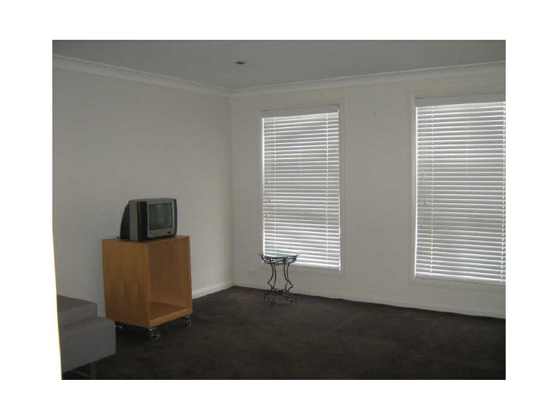 239 Anthony Rolfe Avenue, Gungahlin ACT 2912