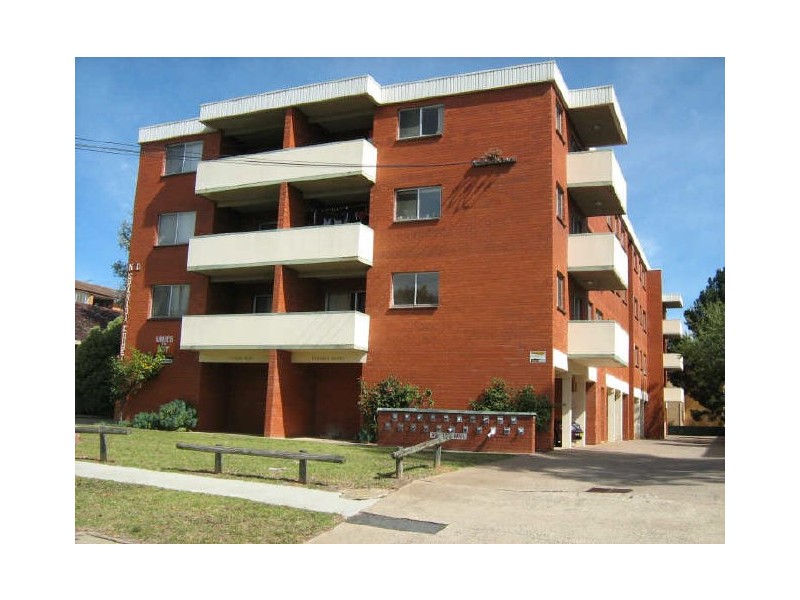 20/11 Crest Road, Queanbeyan NSW 2620