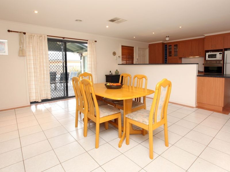 15 Paperbark Street, Banks ACT 2906