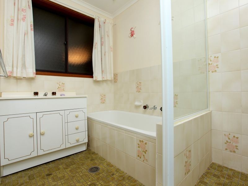 1 Clayton Place, Fadden ACT 2904