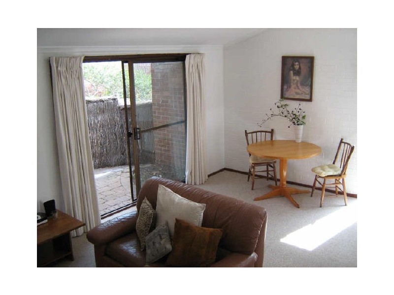 1/7 Lane Poole Place, Yarralumla ACT 2600