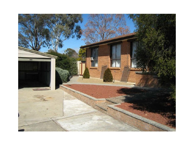 10 Farrelly Place, Oxley ACT 2903
