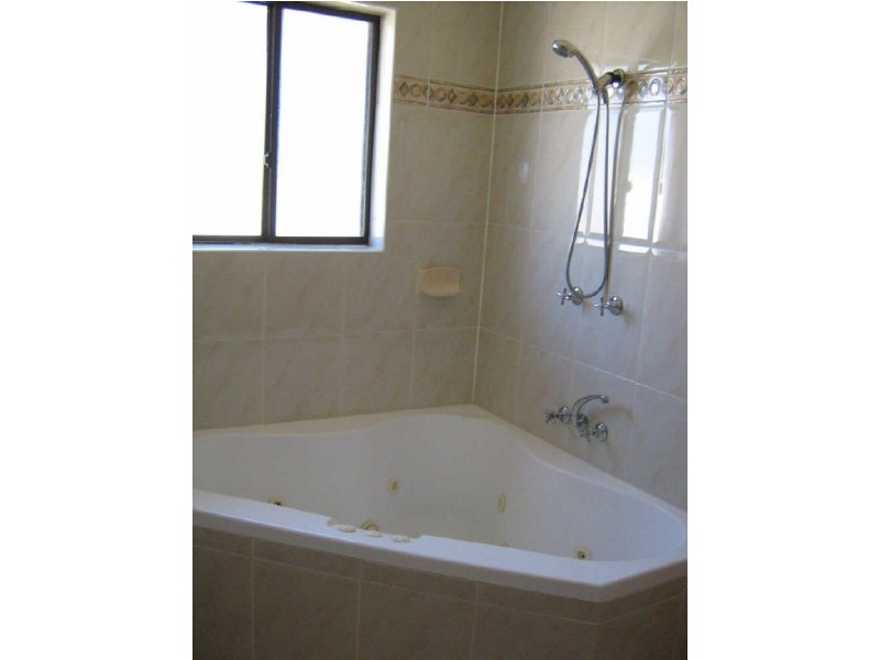 10 Farrelly Place, Oxley ACT 2903
