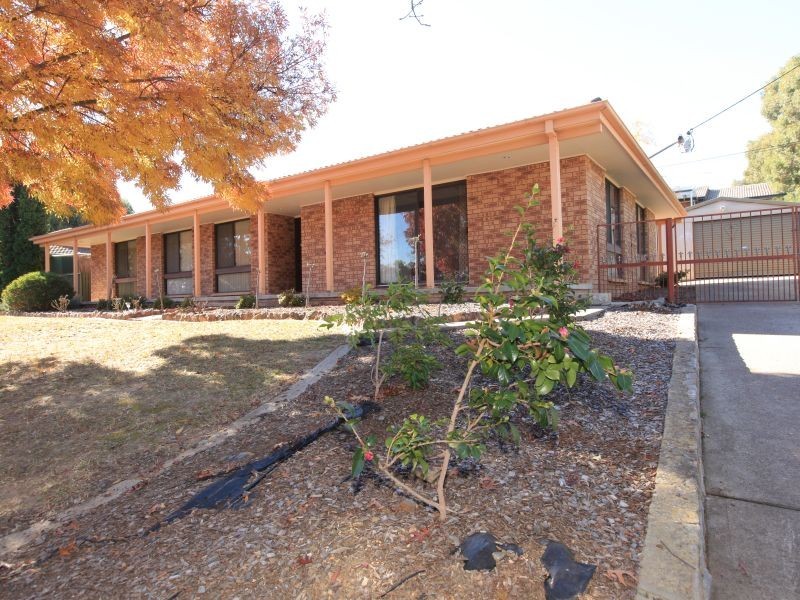 14 Cracknell Circuit, Monash ACT 2904