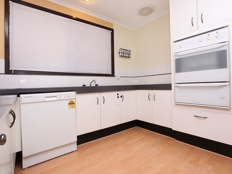 14 Cracknell Circuit, Monash ACT 2904