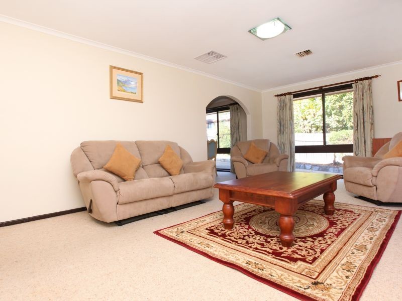 14 Cracknell Circuit, Monash ACT 2904