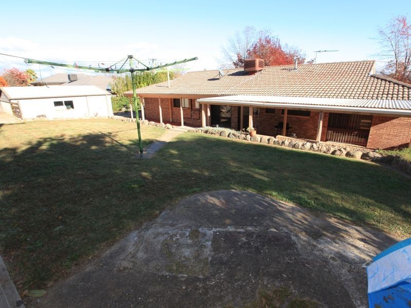 14 Cracknell Circuit, Monash ACT 2904