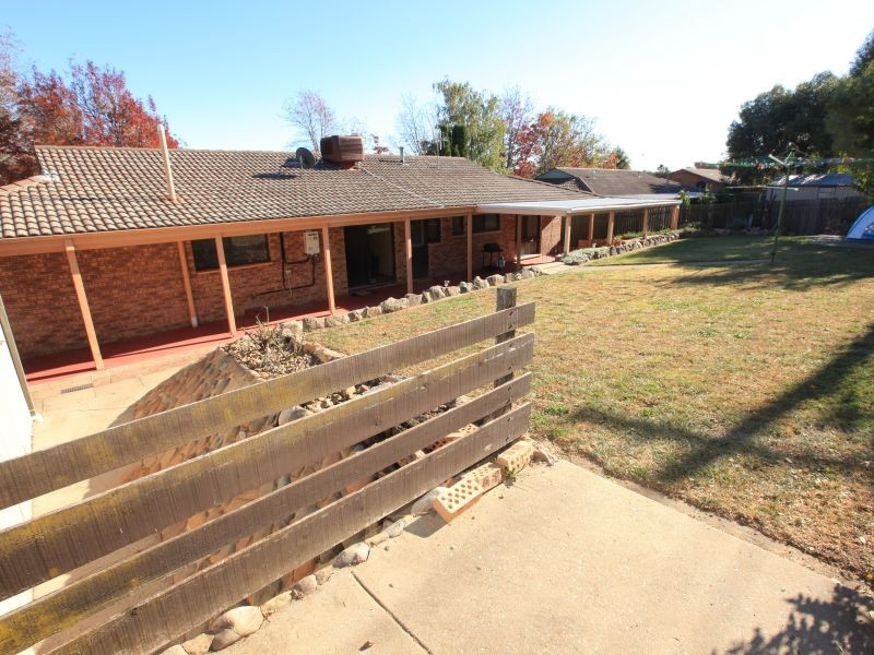 14 Cracknell Circuit, Monash ACT 2904