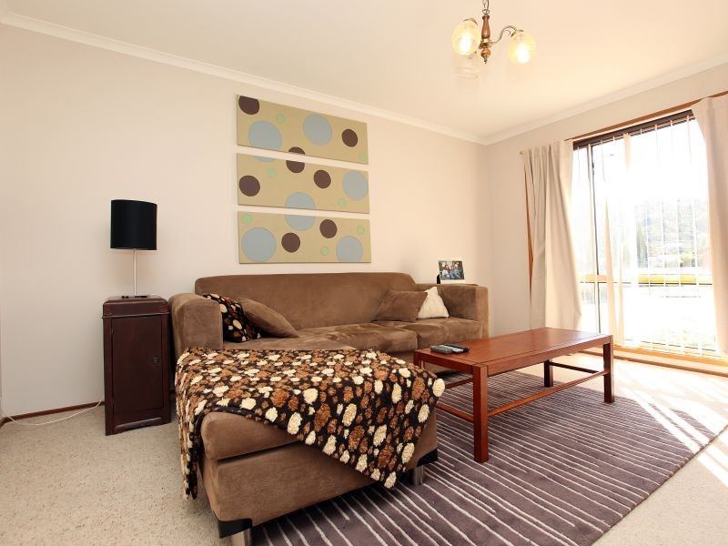 66 Ina Gregory Circuit, Conder ACT 2906