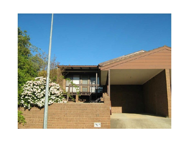 19 Hallen Close, Swinger Hill ACT 2606