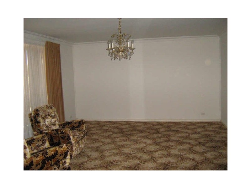 49 Langdon Avenue, Wanniassa ACT 2903