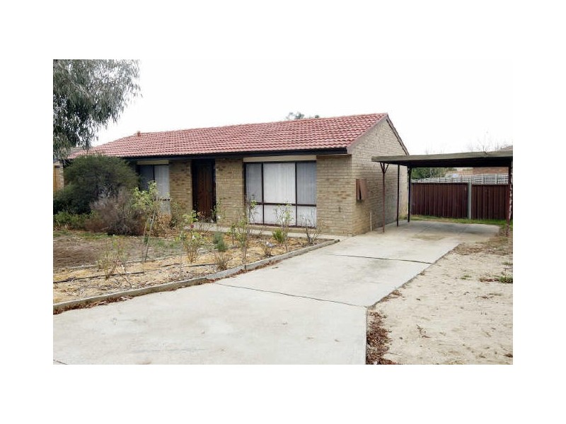 16 Beazley Crescent, Calwell ACT 2905