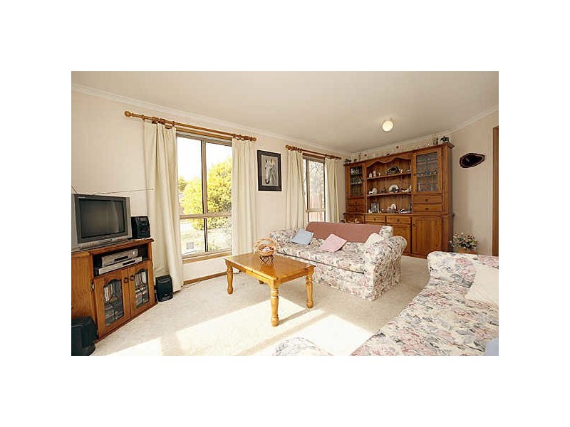 1 Stead Place, Banks ACT 2906