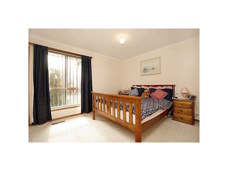 1 Stead Place, Banks ACT 2906