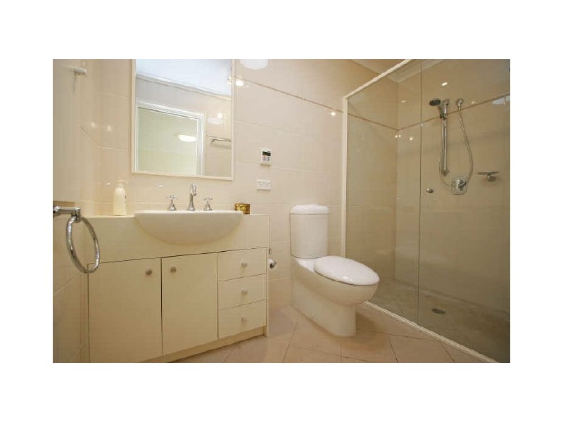 8 Habgood Place, Kambah ACT 2902