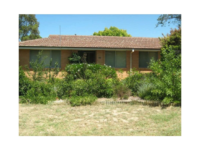 44 McDermott Street, Kambah ACT 2902