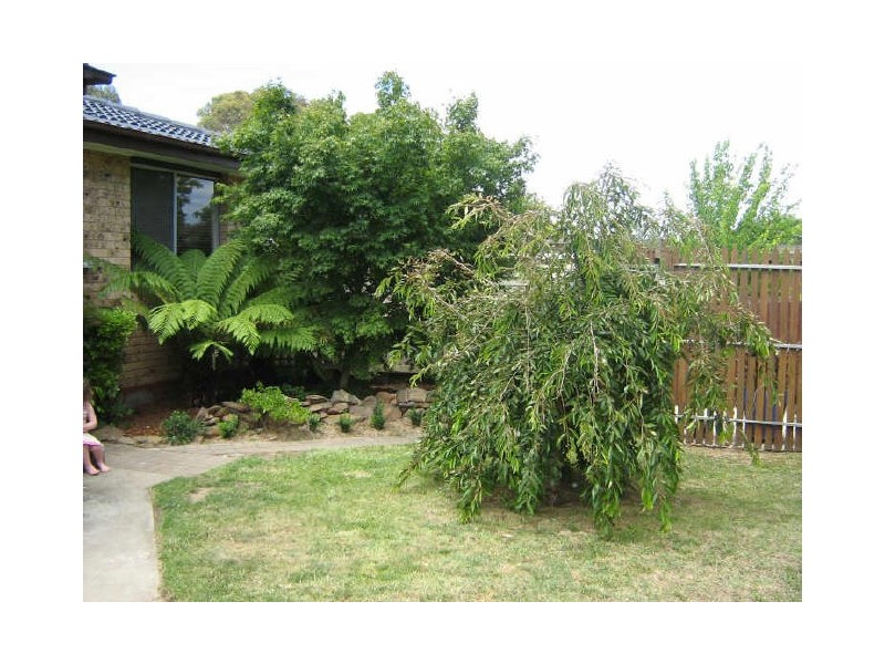 5 Myers Place, Kambah ACT 2902