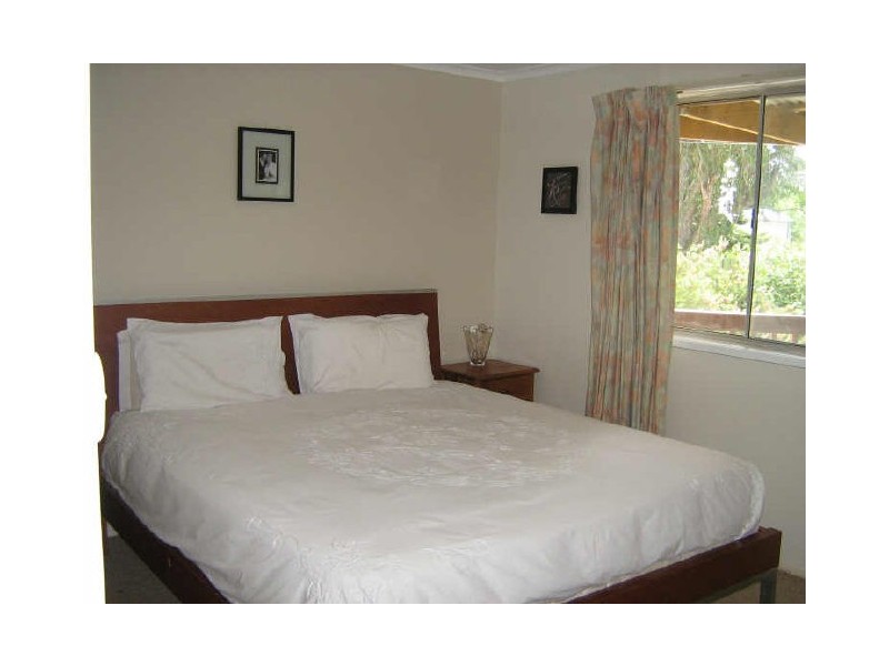 5 Myers Place, Kambah ACT 2902