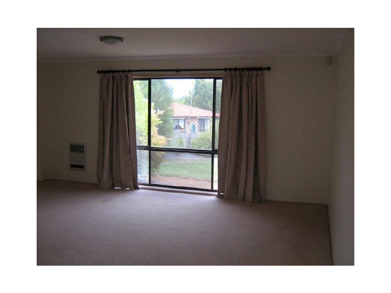 4 Docker Place, Kambah ACT 2902