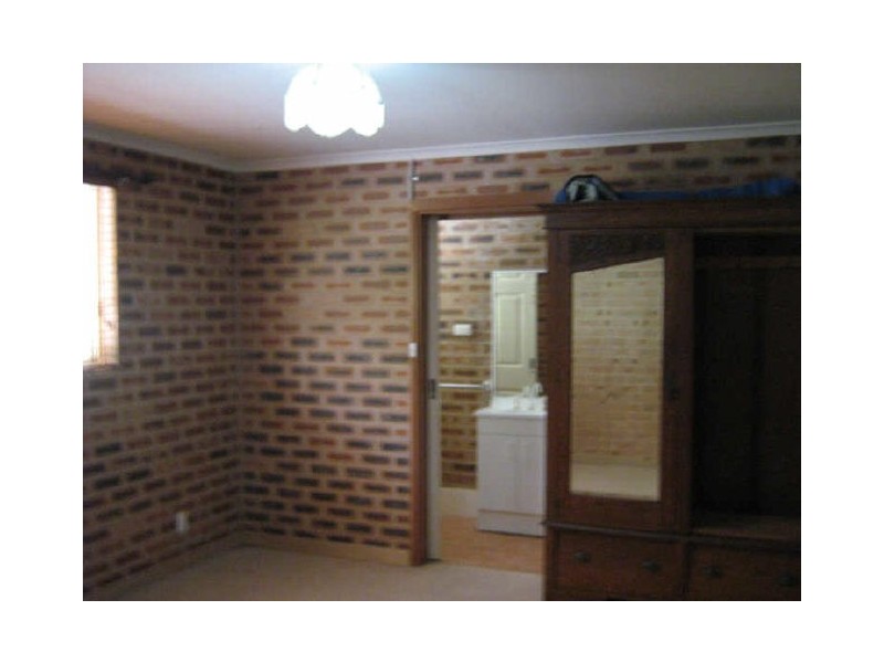 1 Tatchell Place, Calwell ACT 2905