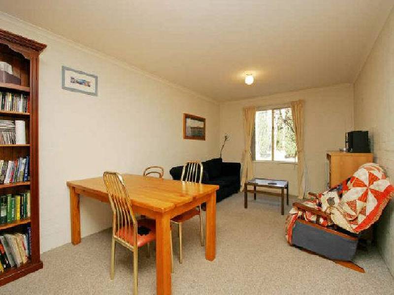 3/26 Chaseling Street, Phillip ACT 2606