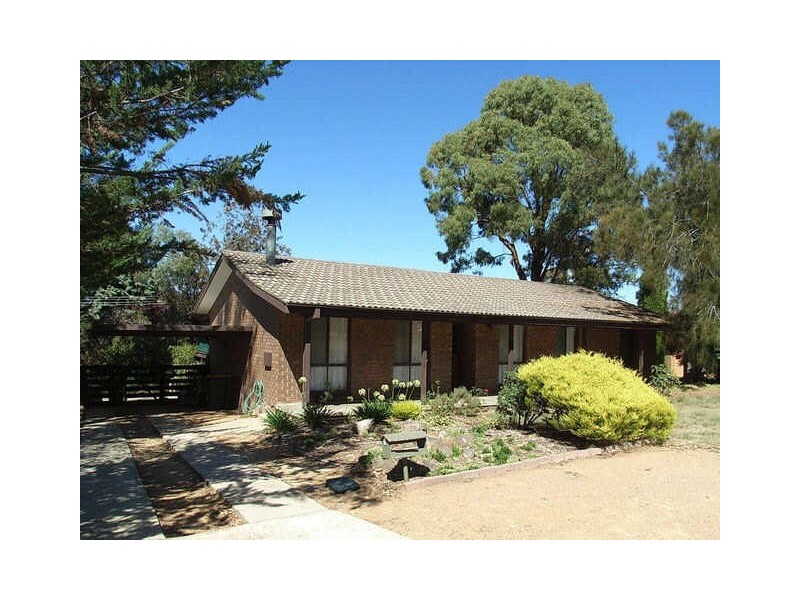 24 Watkins Street, Wanniassa ACT 2903