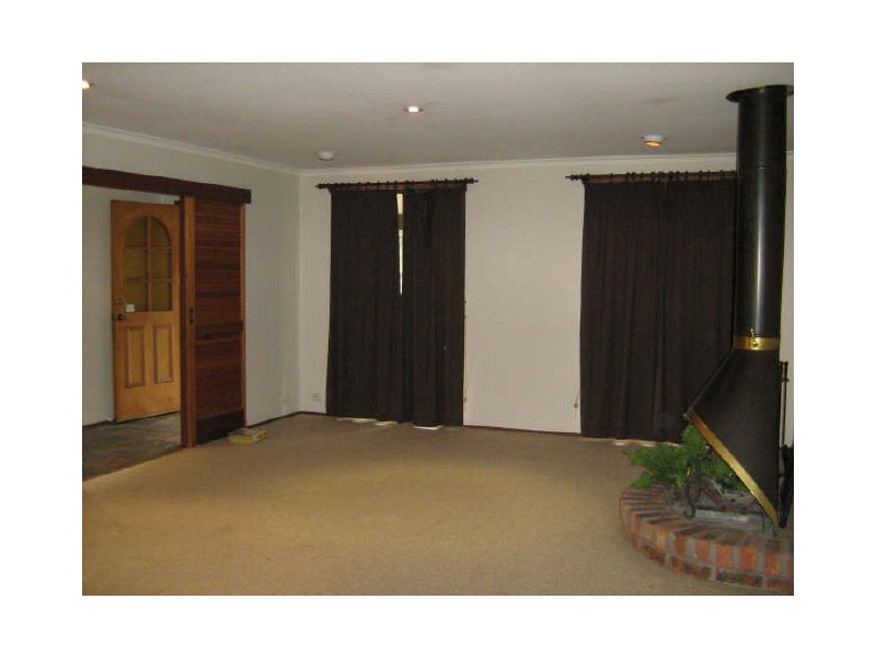 24 Watkins Street, Wanniassa ACT 2903