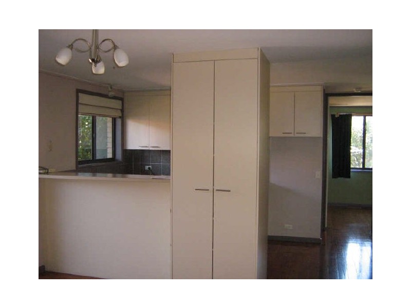 8 Hallet Place, Kambah ACT 2902