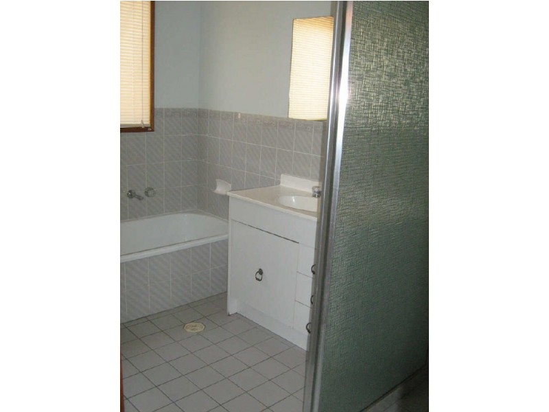 30 Benson Crescent, Calwell ACT 2905