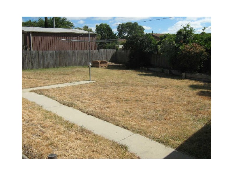 30 Benson Crescent, Calwell ACT 2905