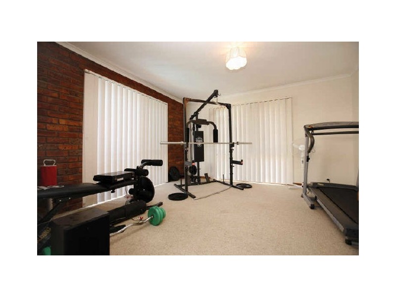 2 Bracker Place, Macarthur ACT 2904