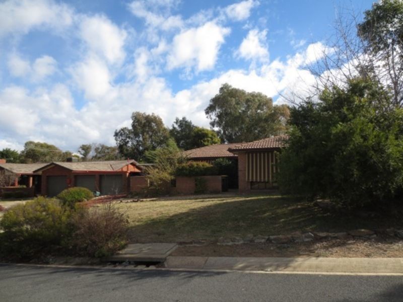 10 Bouchard Place, Fadden ACT 2904