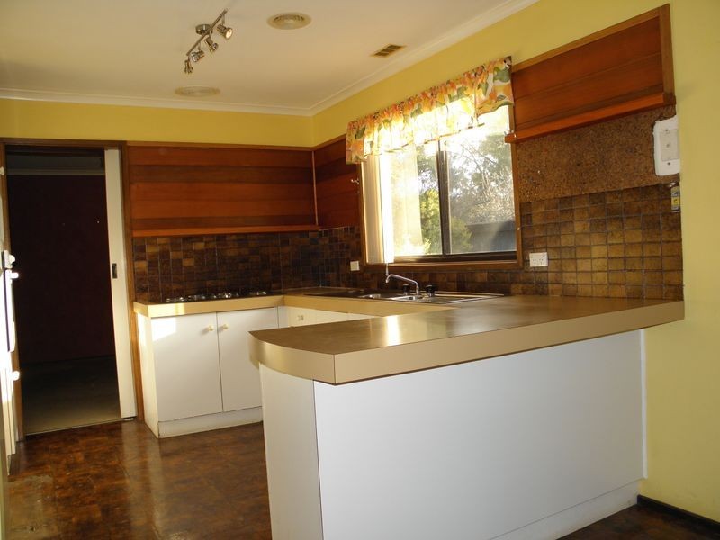 10 Bouchard Place, Fadden ACT 2904