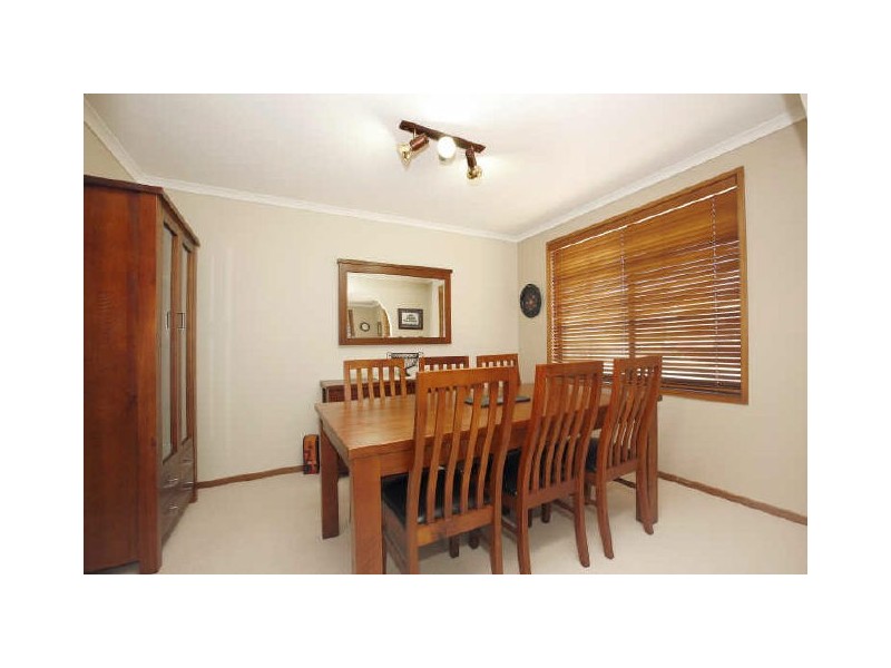 1 Clutterbuck Crescent, Oxley ACT 2903