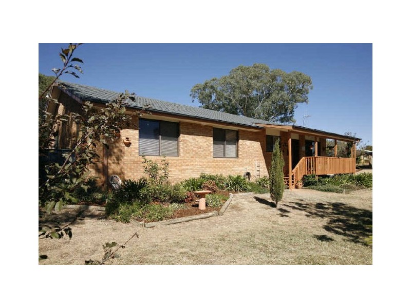 1 Clutterbuck Crescent, Oxley ACT 2903