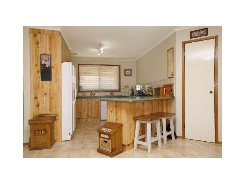 1 Clutterbuck Crescent, Oxley ACT 2903