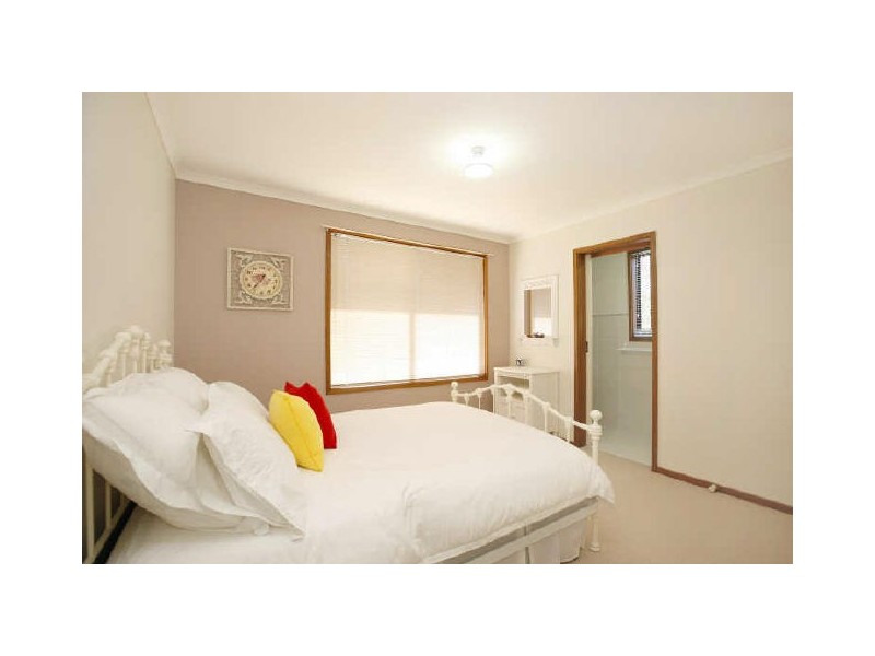 1 Clutterbuck Crescent, Oxley ACT 2903