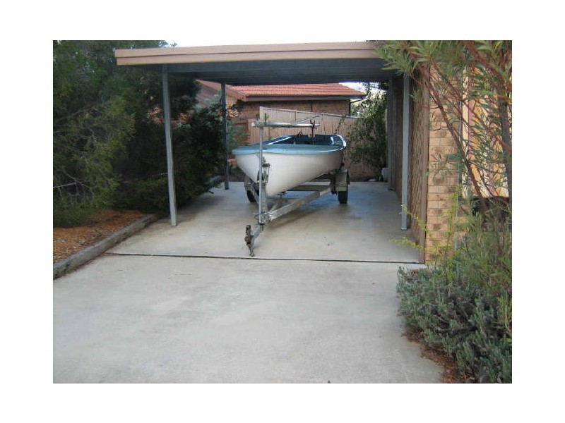 24 Nunan Crescent, Oxley ACT 2903