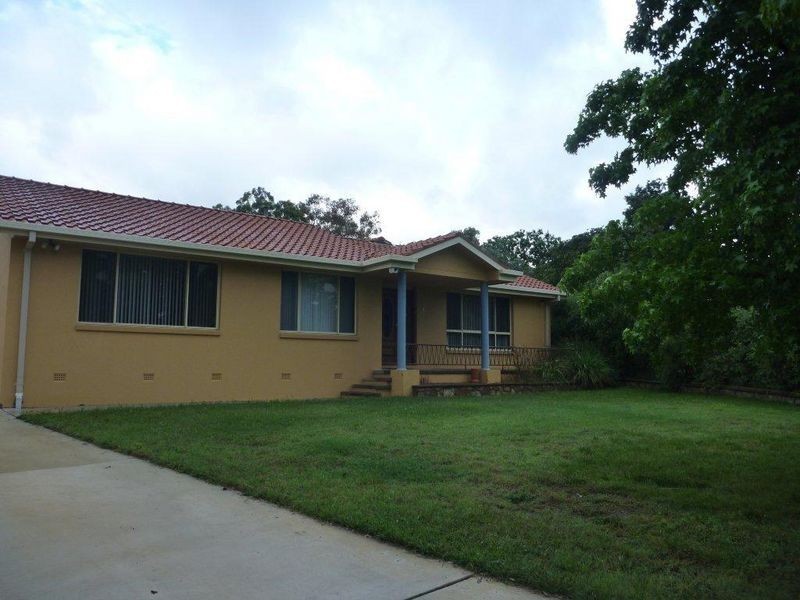 9 Kennerley Street, Curtin ACT 2605