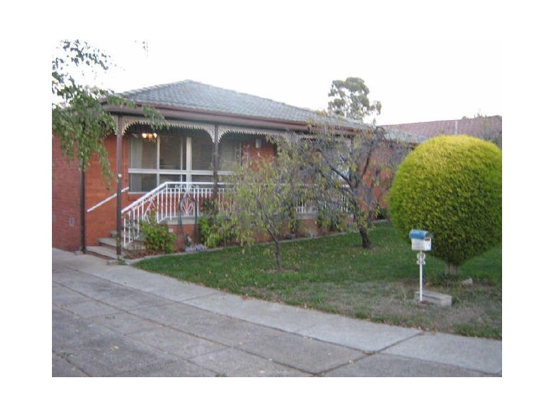 11 Twynam Street, Holder ACT 2611