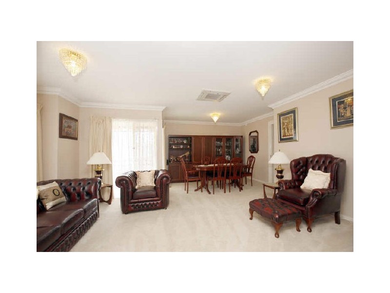 17 Russell Drysdale Crescent, Conder ACT 2906