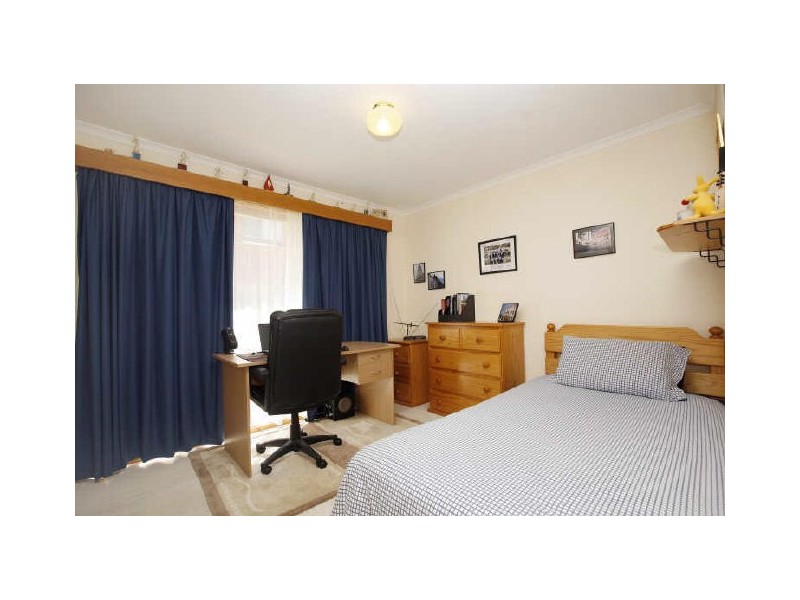 60 William Wilkins Crescent, Isaacs ACT 2607