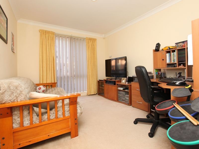 5 West Place, Banks ACT 2906